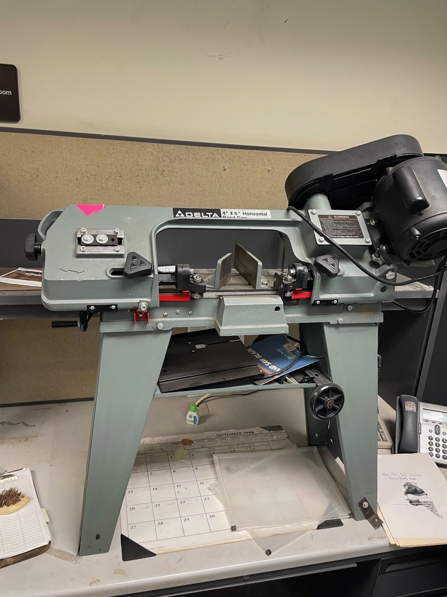 Delta 4" X 6" Horizontal Band Saw